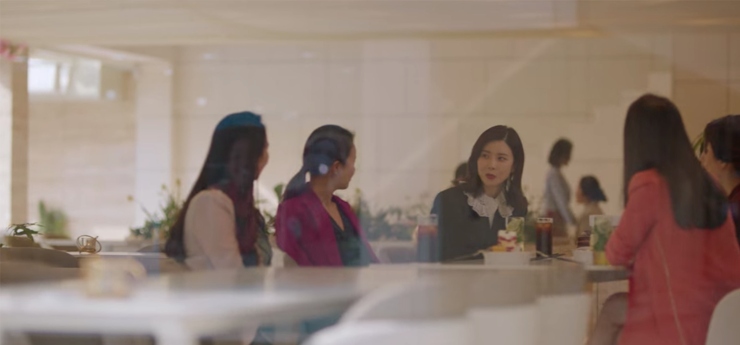 優雅的咖啡廳室內環境，《我的上流世界》取景地