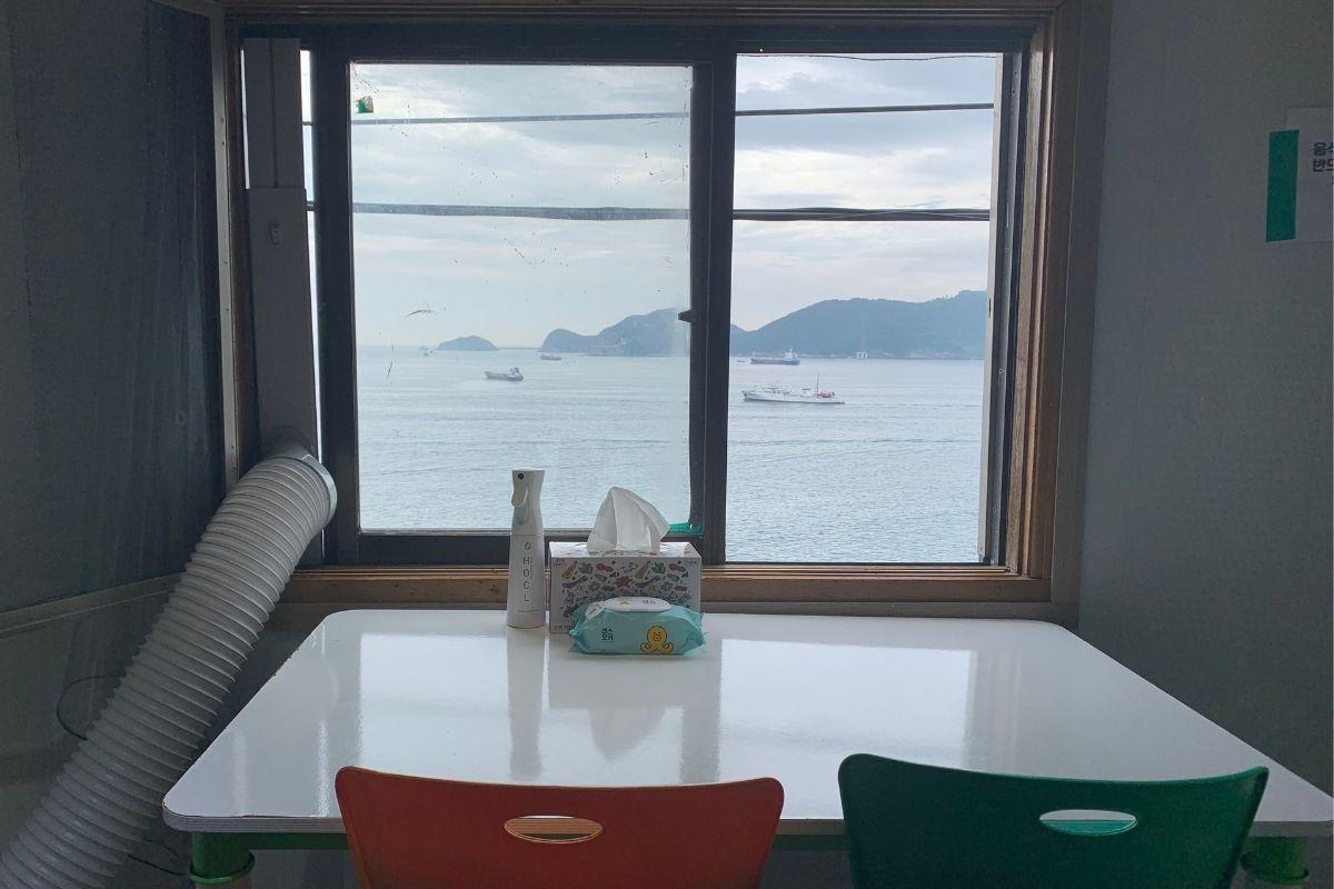 window seat at Huinnyeoul Jeombbang