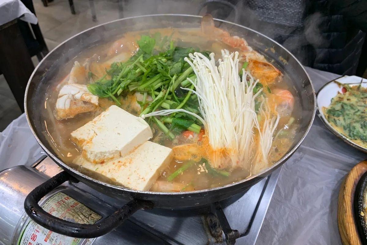 Spicy stew on the table at Daeseong Sashimi Busan