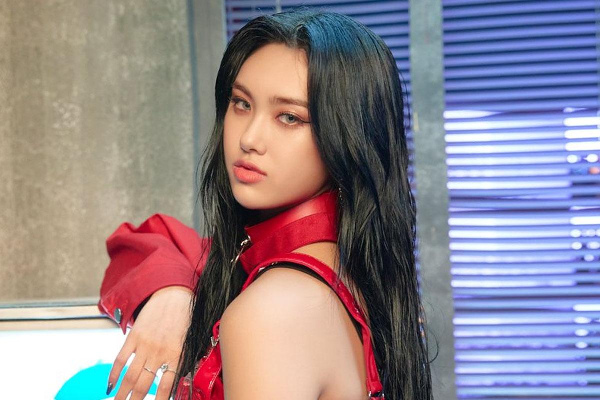 Top 25: EVERGLOW AISHA