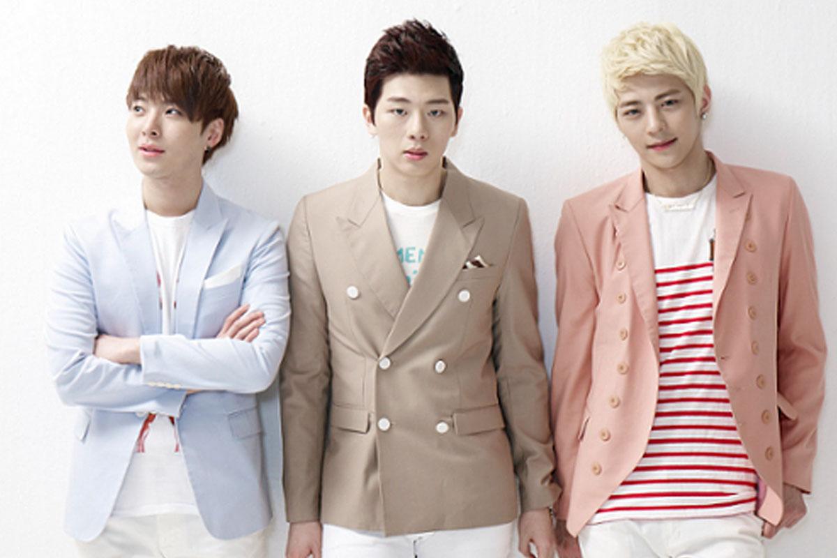 ภาพสมาชิกวง BB.Boys กลุ่มไอดอลชายจากเกาหลี เดบิวต์ปี 2011 และประกาศยุบวงในปีต่อมา