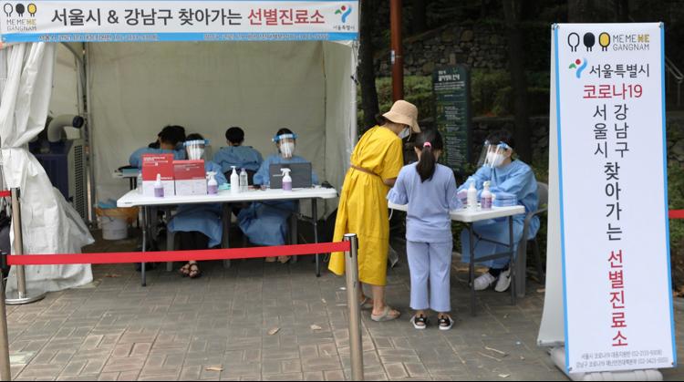 6ヶ月ぶりに破れた1日1000人線…午後6時まで全国1006人がコロナ19確診