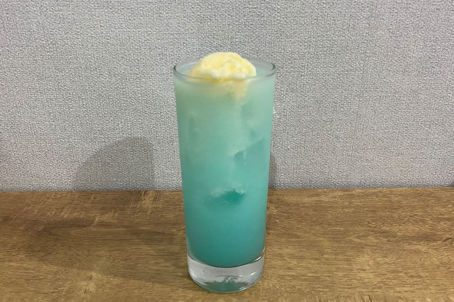 加入冰淇淋的青檸氣泡調酒，帶來韓國夏日微醺的美好時光。