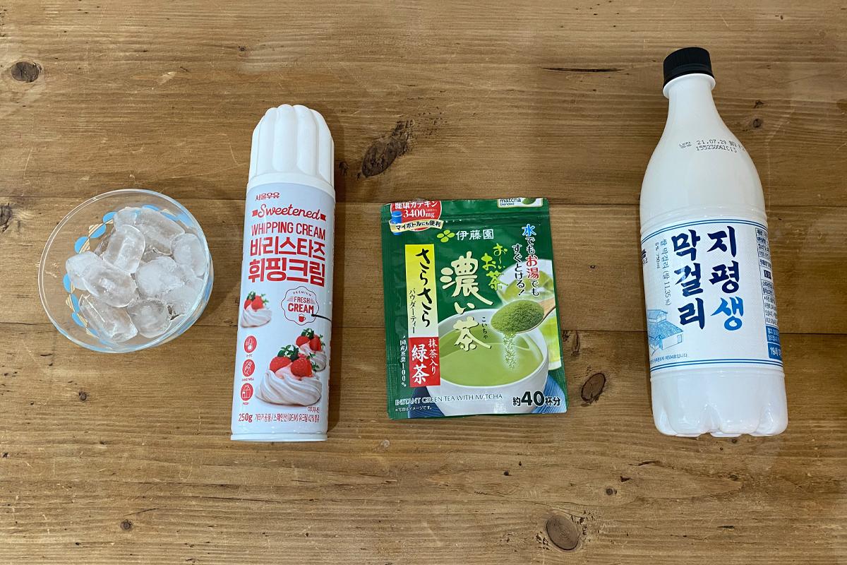 Ingredients needed to make green tea makgeolli cocktail