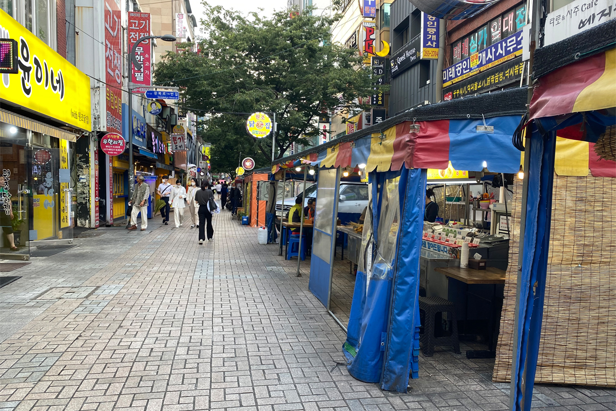Khu pojangmacha Nampodong, Busan, Hàn Quốc