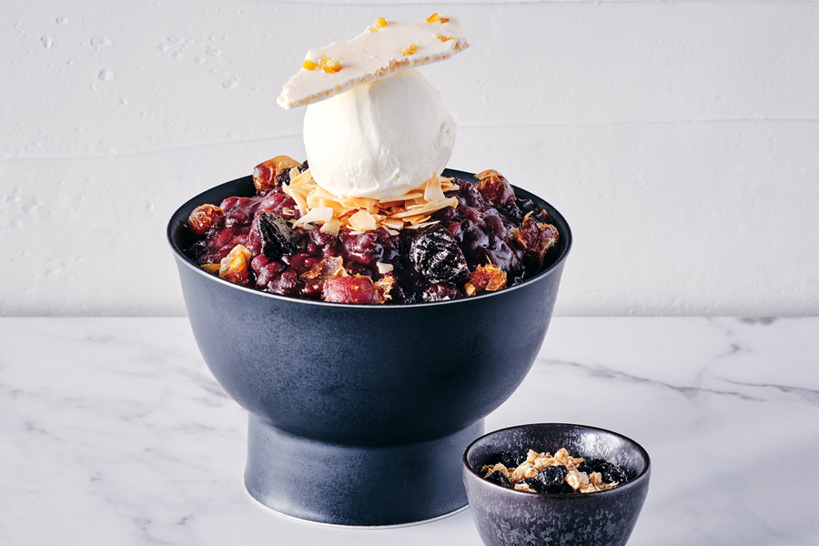 首尔帕纳斯洲际酒店的素食刨冰，用杏仁奶打造的健康高颜值刨冰盛宴。