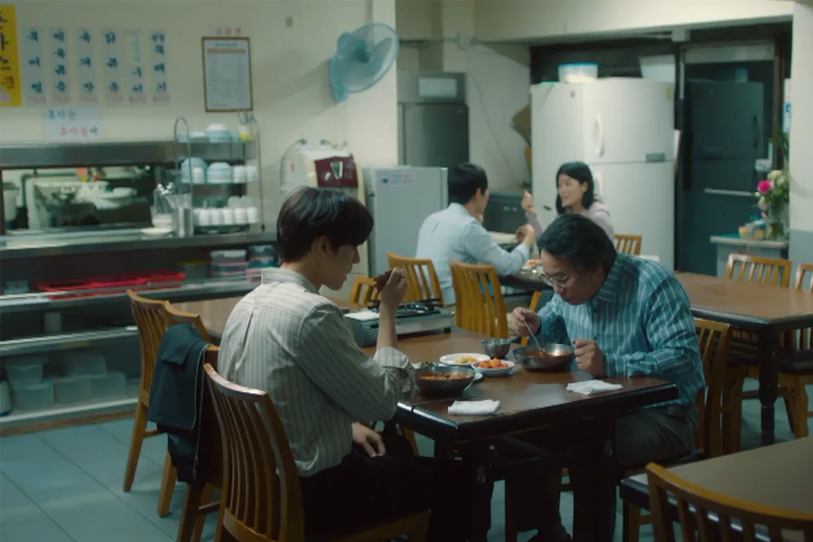 People dining in a restaurant