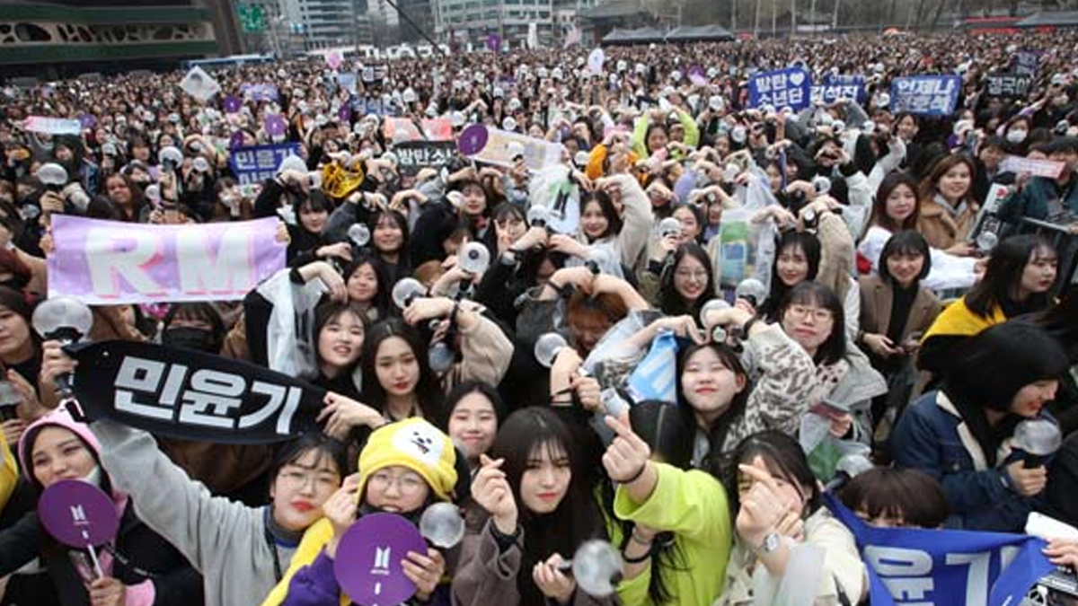 วัฒนธรรมการแฟนชานท์ของแฟนคลับ