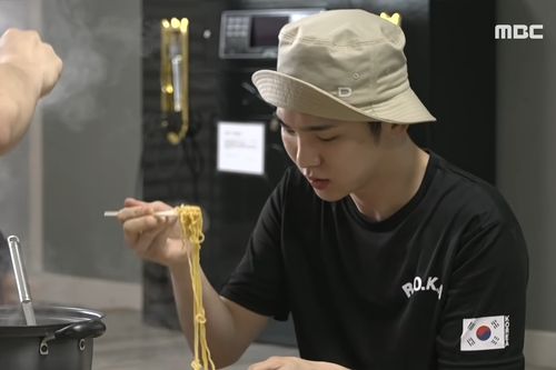 Creatrip K Pop Idol Approved Instant Foods From Noodles To Rice Cake