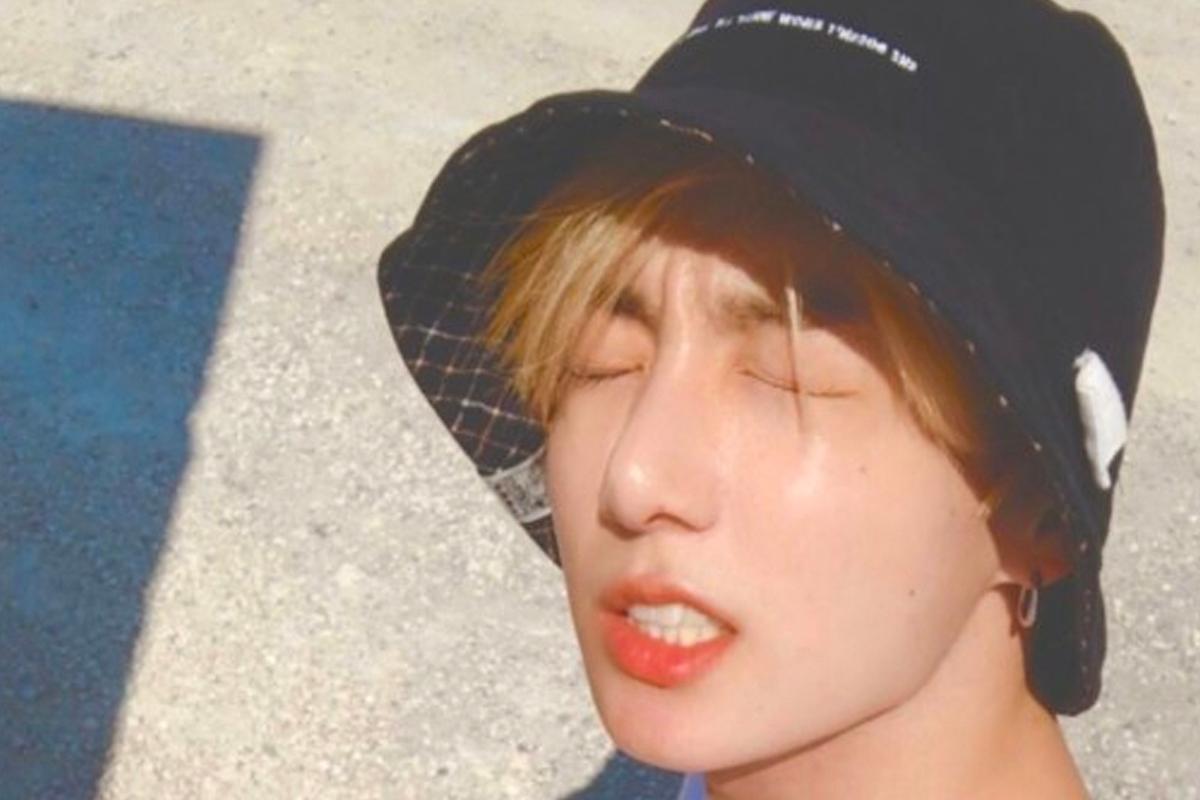 WV Project品牌推出的雙面漁夫帽，黑色經典耐看，防曬必備。