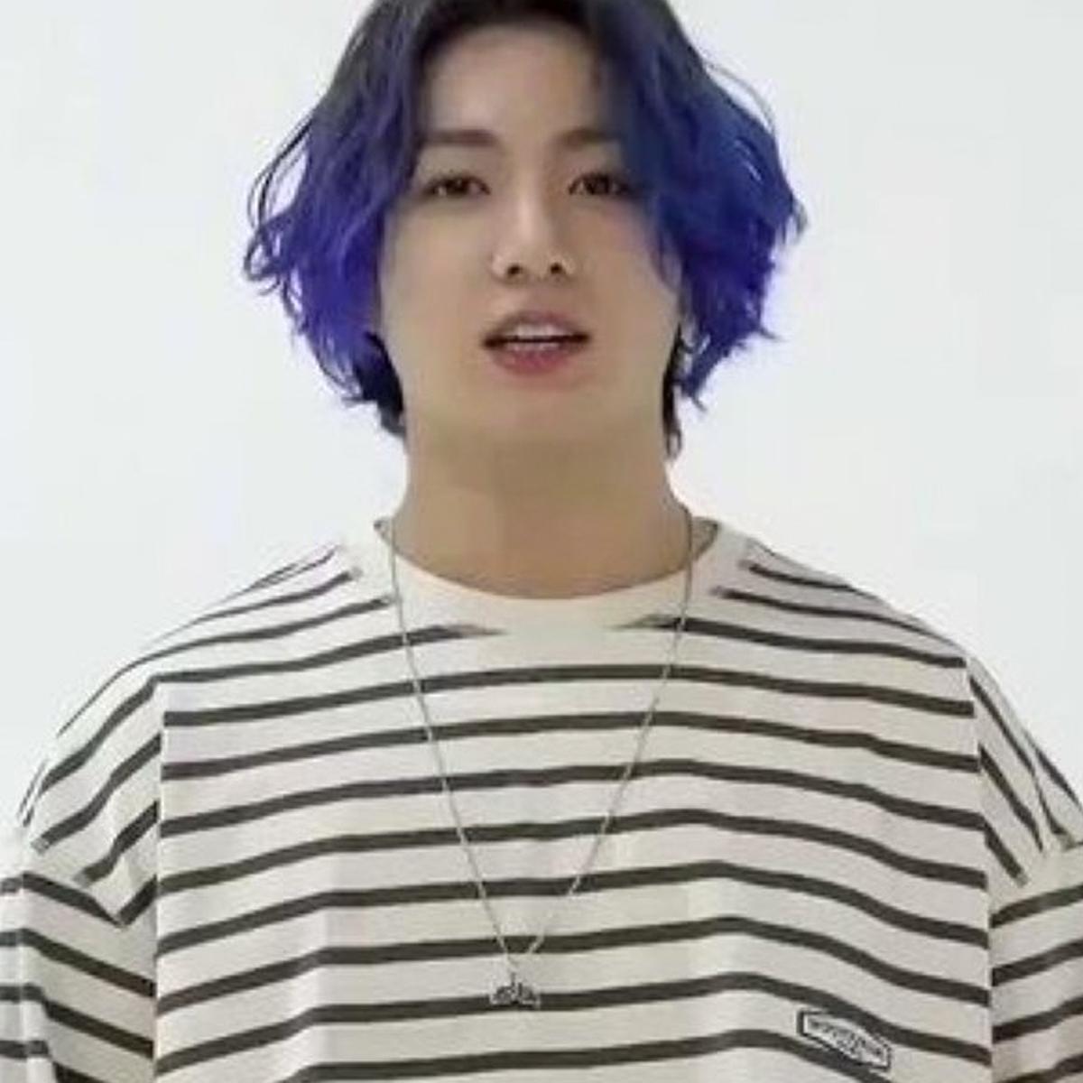 海豚尾巴頸鏈，由Delixir品牌出品，設計時尚且適合各種人羣佩戴。