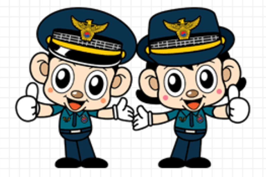 韩国警察厅吉祥物Podoli和Posuni的卡通形象，穿着警察制服，展示微笑和竖起大拇指的姿势。