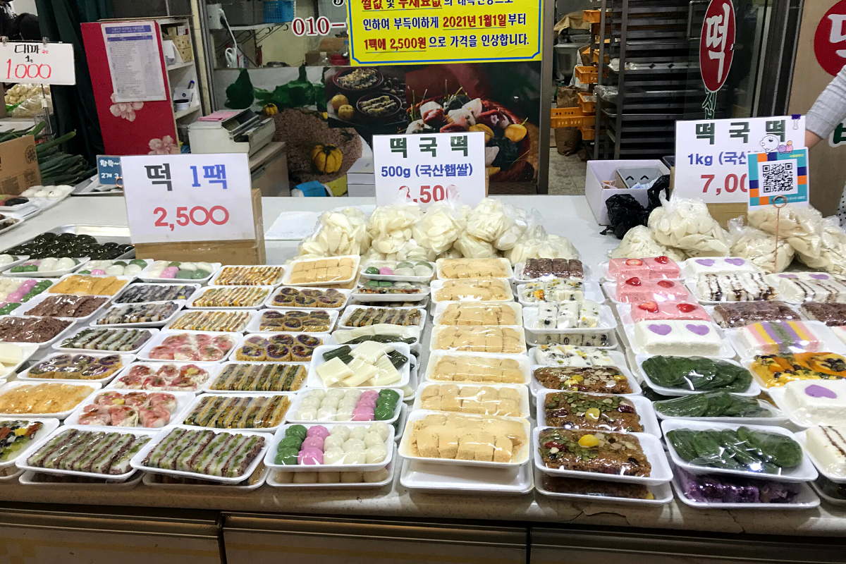 韓国、韓国旅行、韓国観光、ソウル、ソウル旅行、ソウル観光、韓国グルメ、ソウルグルメ、屋台グルメ、ローカルフード、ローカルグルメ、韓国市場、韓国伝統市場、望遠市場、マンウォン市場、麻浦、マポ、弘大、ホンデ