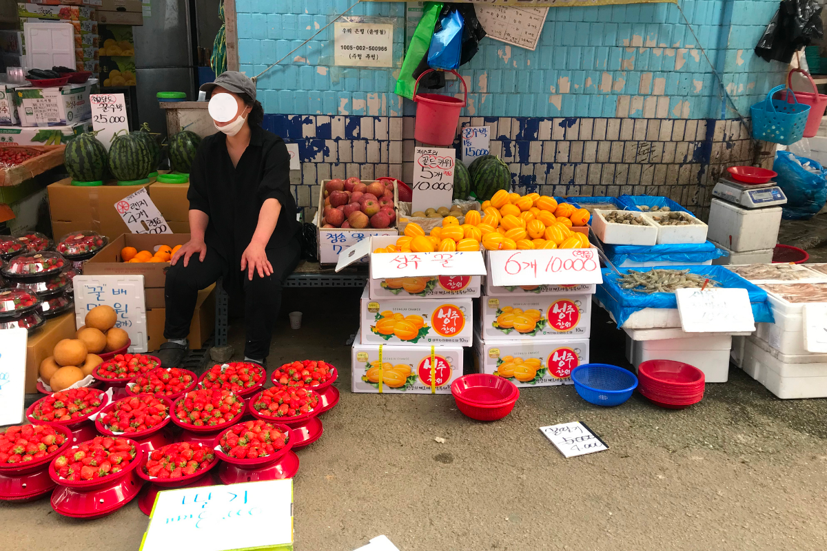 韓国、韓国旅行、韓国観光、ソウル、ソウル旅行、ソウル観光、韓国グルメ、ソウルグルメ、屋台グルメ、ローカルフード、ローカルグルメ、韓国市場、韓国伝統市場、望遠市場、マンウォン市場、麻浦、マポ、弘大、ホンデ