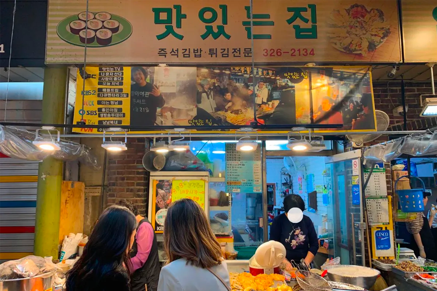 望遠市場美食 2025