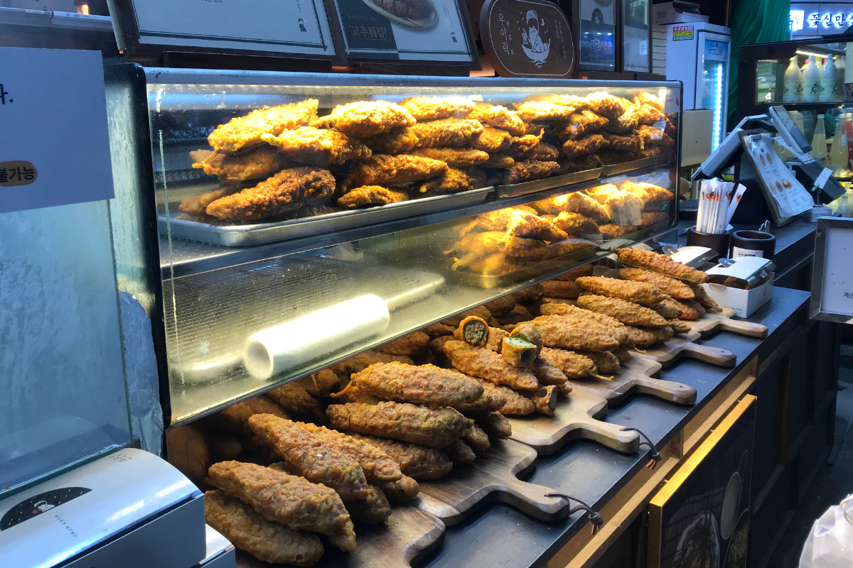 韓国、韓国旅行、韓国観光、ソウル、ソウル旅行、ソウル観光、韓国グルメ、ソウルグルメ、屋台グルメ、ローカルフード、ローカルグルメ、韓国市場、韓国伝統市場、望遠市場、マンウォン市場、麻浦、マポ、弘大、ホンデ