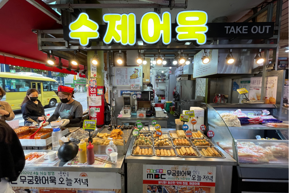 韓国、韓国旅行、韓国観光、ソウル、ソウル旅行、ソウル観光、韓国グルメ、ソウルグルメ、屋台グルメ、ローカルフード、ローカルグルメ、韓国市場、韓国伝統市場、望遠市場、マンウォン市場、麻浦、マポ、弘大、ホンデ