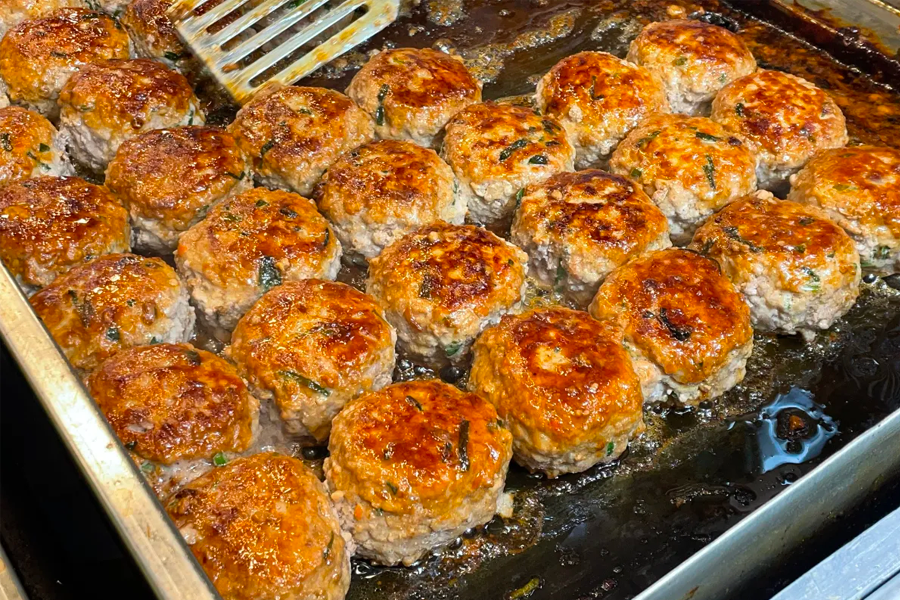 望遠市場美食 2025