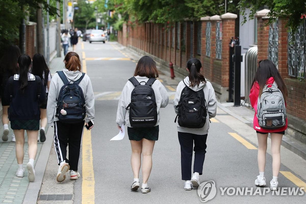 ชุดนักเรียนเกาหลี