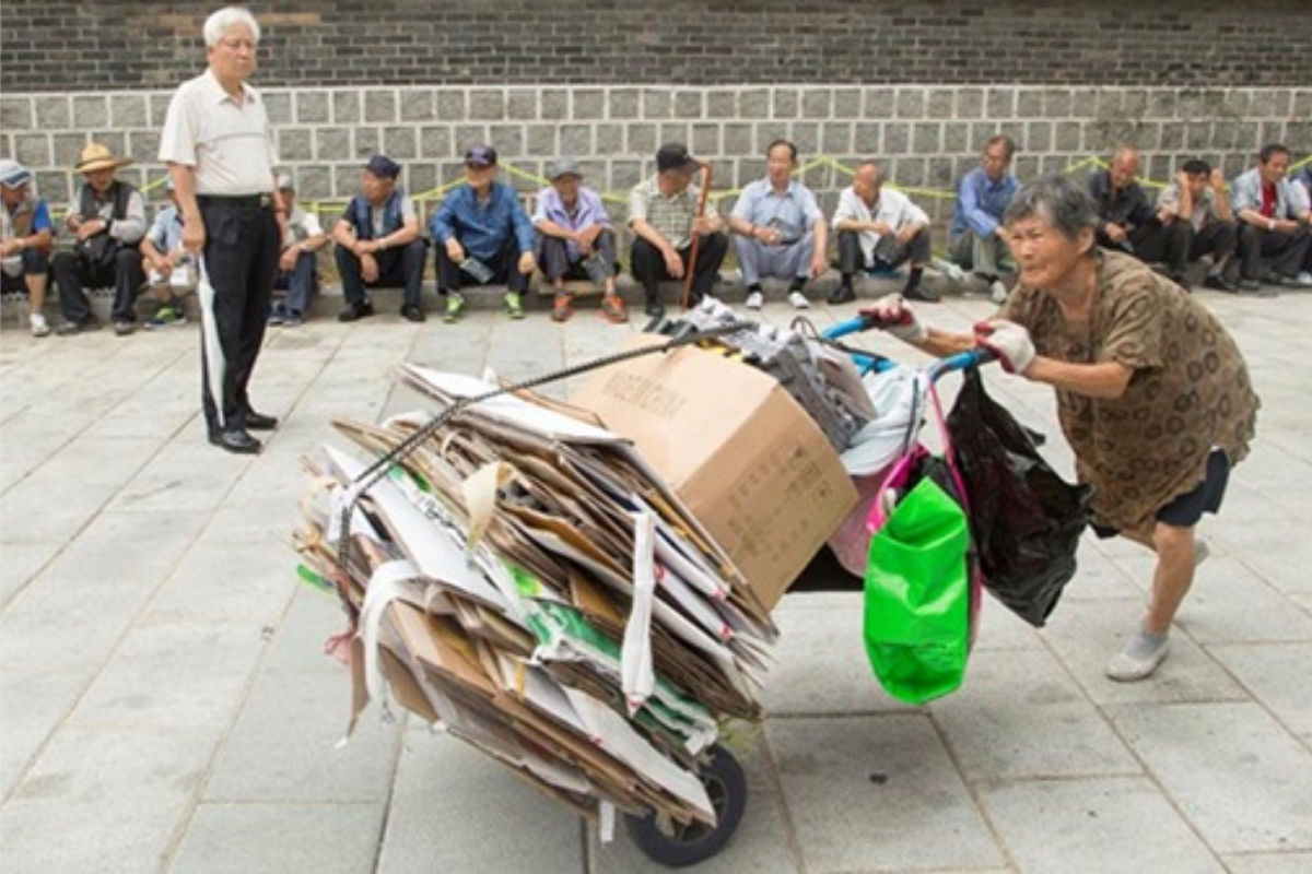 người Hàn cao tuổi lại sống 1 mình, làm việc đến già