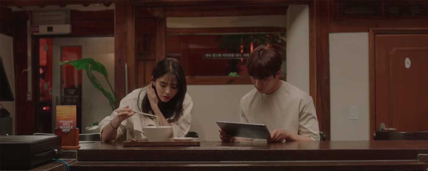 Nevertheless Nabi eating food at Mimiok