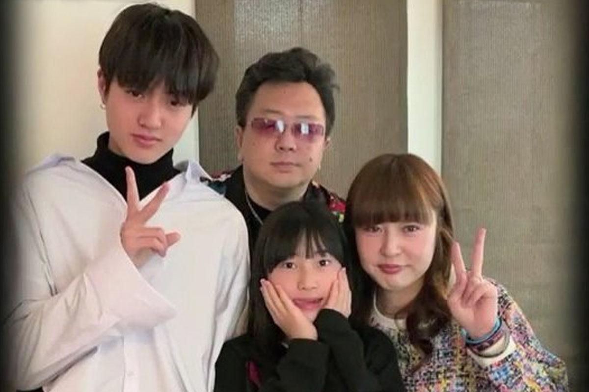 ฮารุโตะ TREASURE โพสท่าสบายๆกับคุณแม่ในงานคอนเสิร์ตท่ามกลางเสียงเชียร์จากแฟนๆ