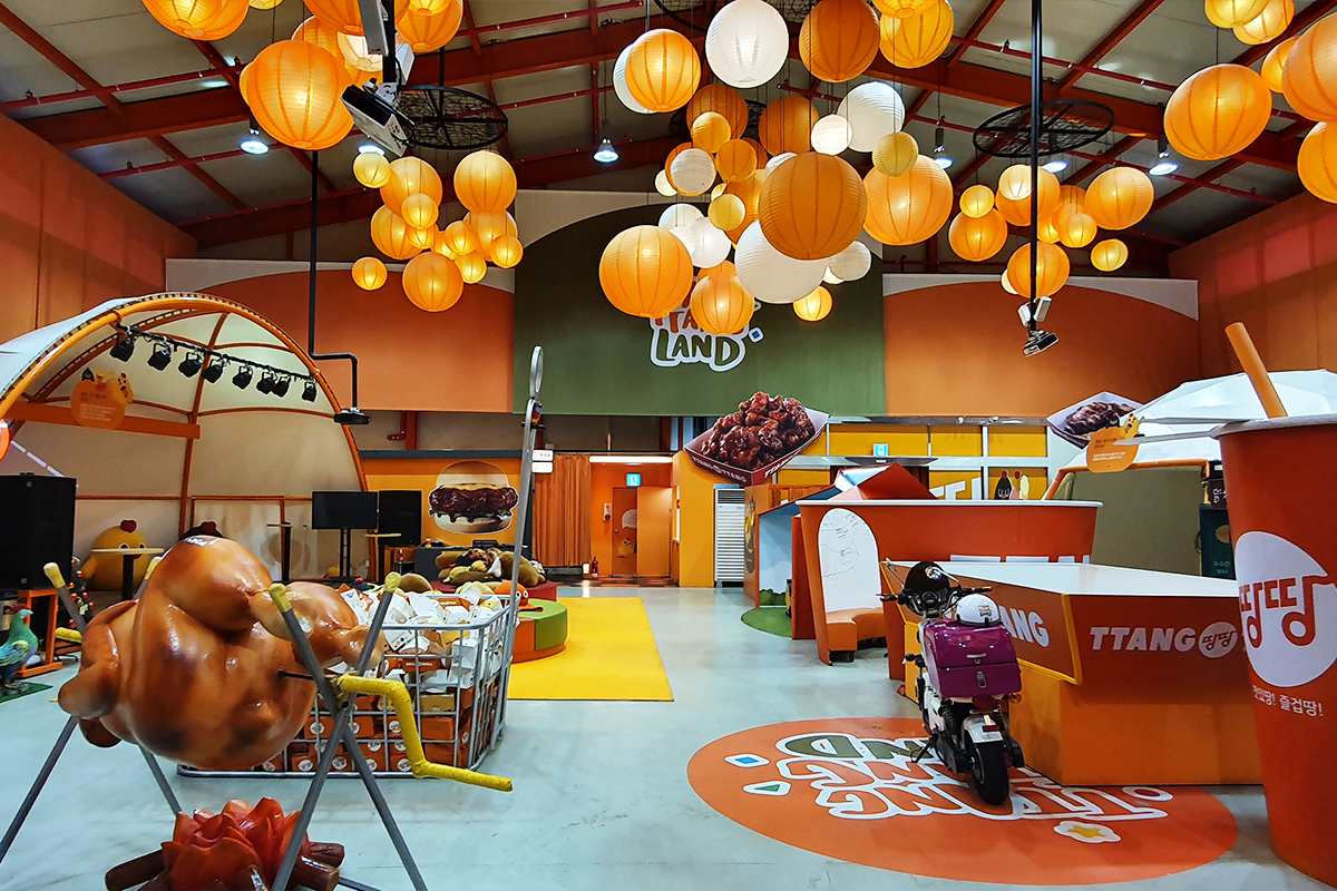 韓国、韓国旅行、韓国観光、韓国地方、大邱、テグ、大邱旅行、アクティビティ、レジャー、スカイジャンプ、写真撮影、チキン