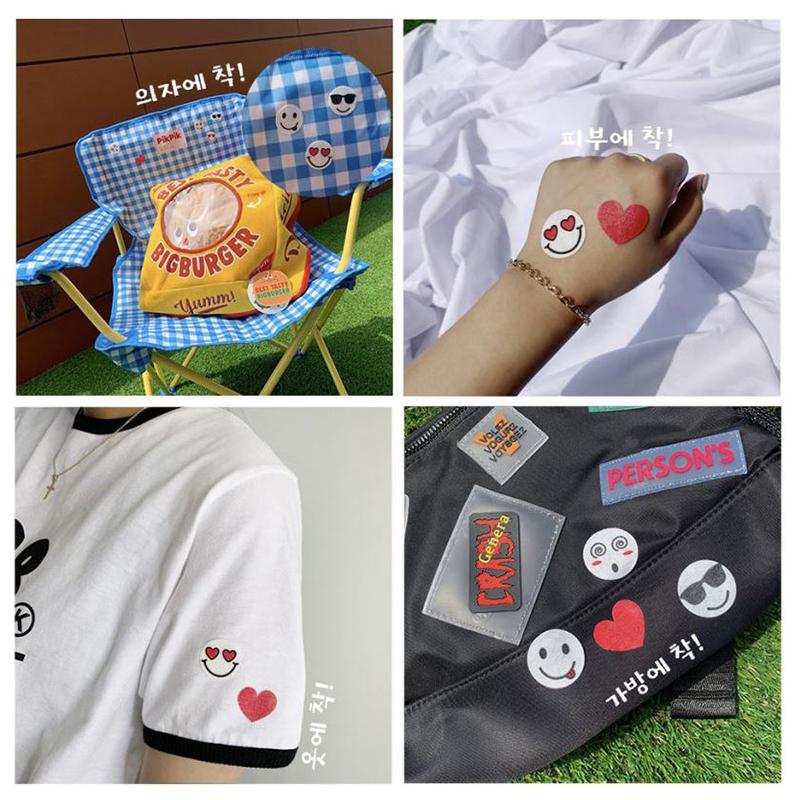 Miếng dán Peelcoach Single Bungle được gắn lên các vật dụng cá nhân như áo, balo, và đồ văn phòng.