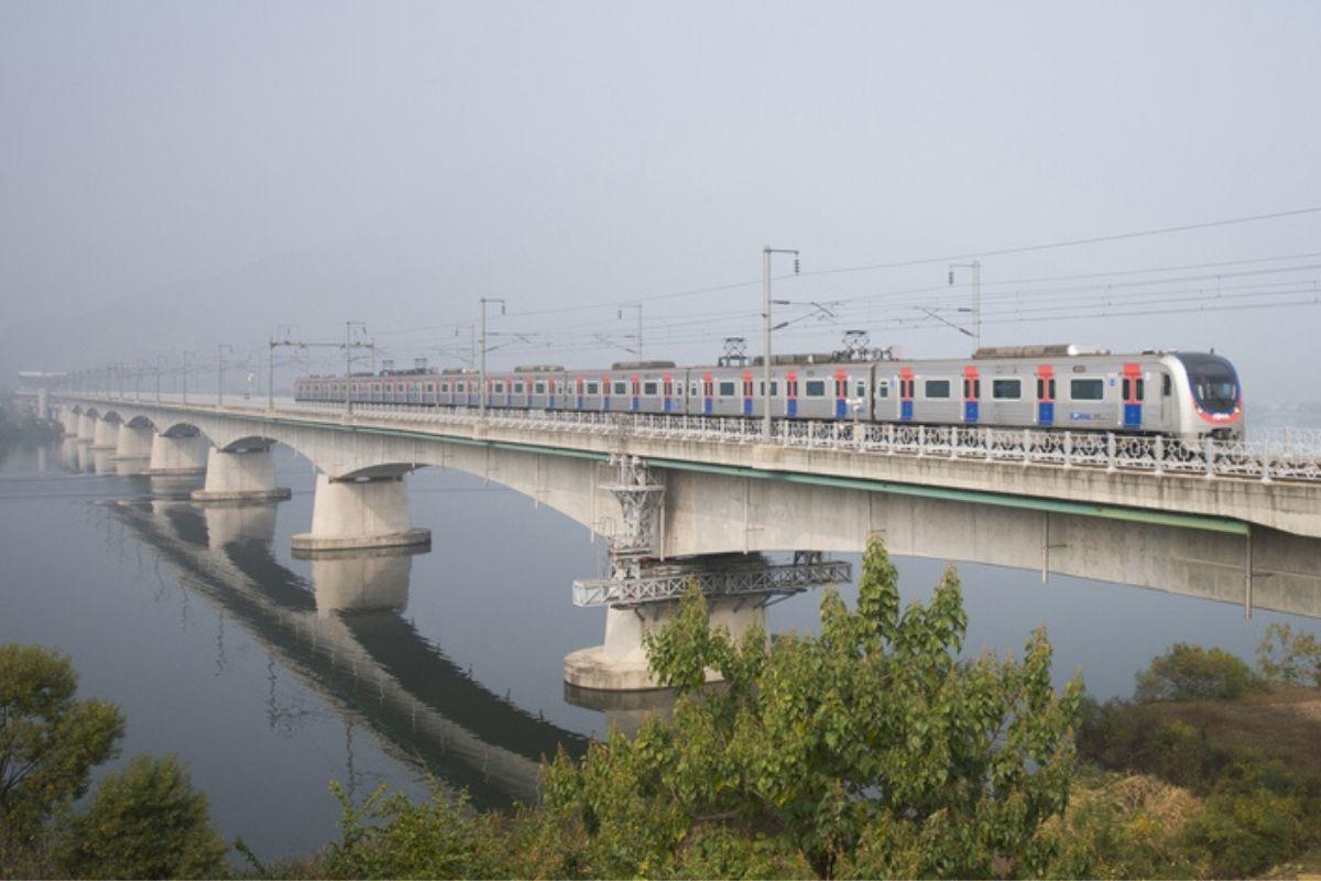 มีตั๋วรถไฟรายเดือนแต่ไม่มีตั๋วรถบัสรายเดือน