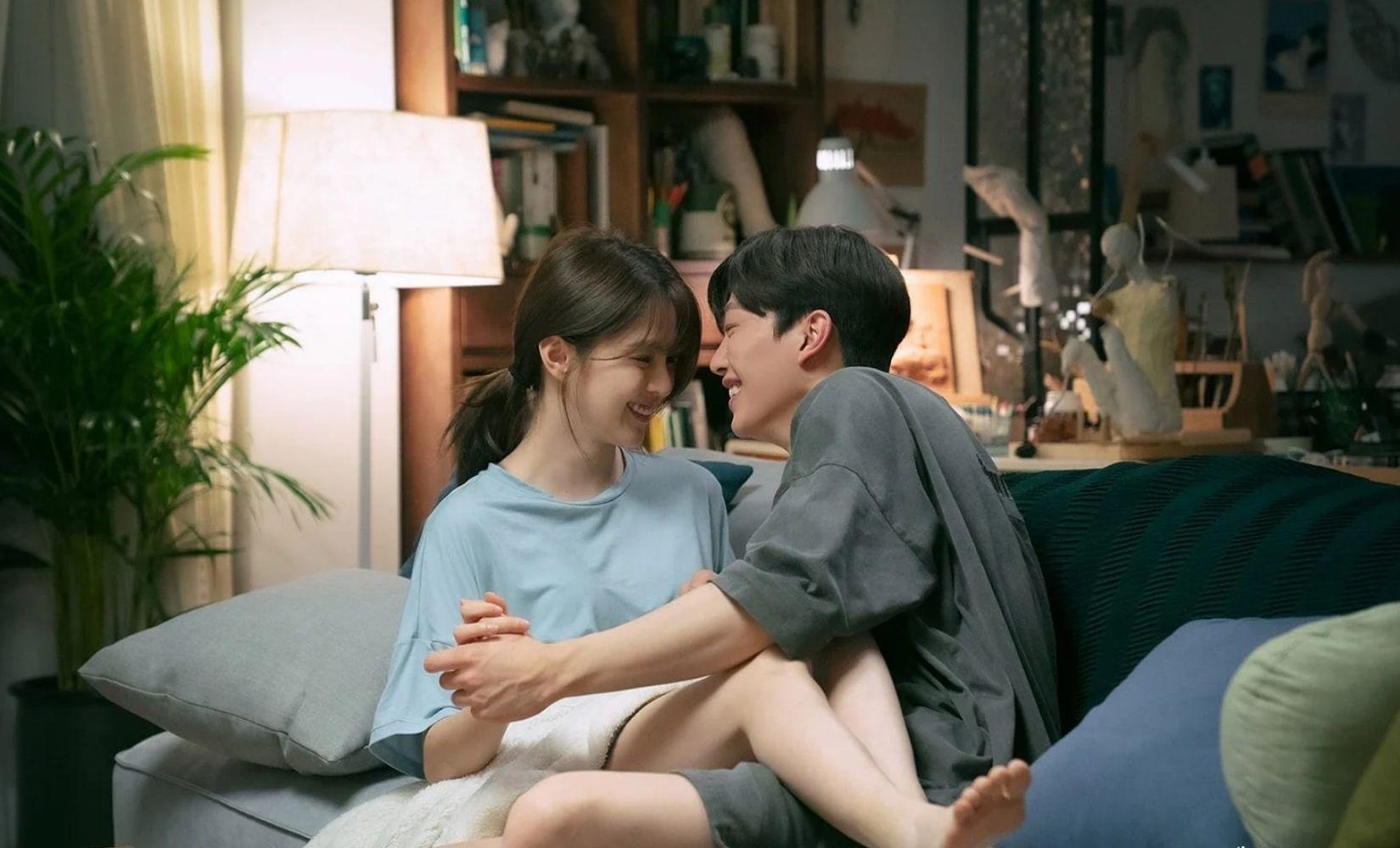 Flirty 18+ Korean Expressions Often Seen In Korean Movies & Dramas