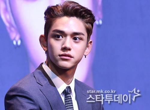 NCTメンバー、ルーカスの記者会見での公式謝罪発表