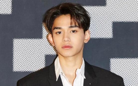 NCTルーカス、プライベート論難を謝罪… ｢活動中断し反省｣