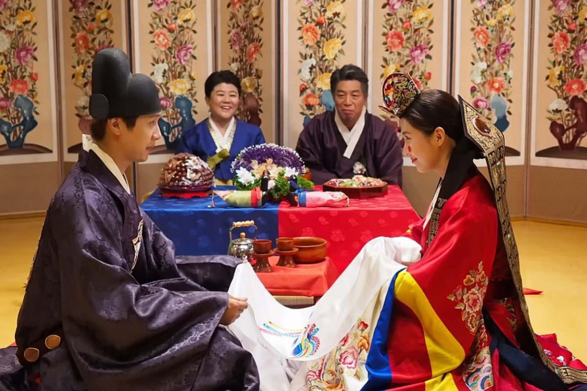 Lễ kết hôn - 1 trong 4 nghi lễ Quan hôn tang tế (관혼상제) quan trọng nhất trong đời người ở Hàn Quốc 