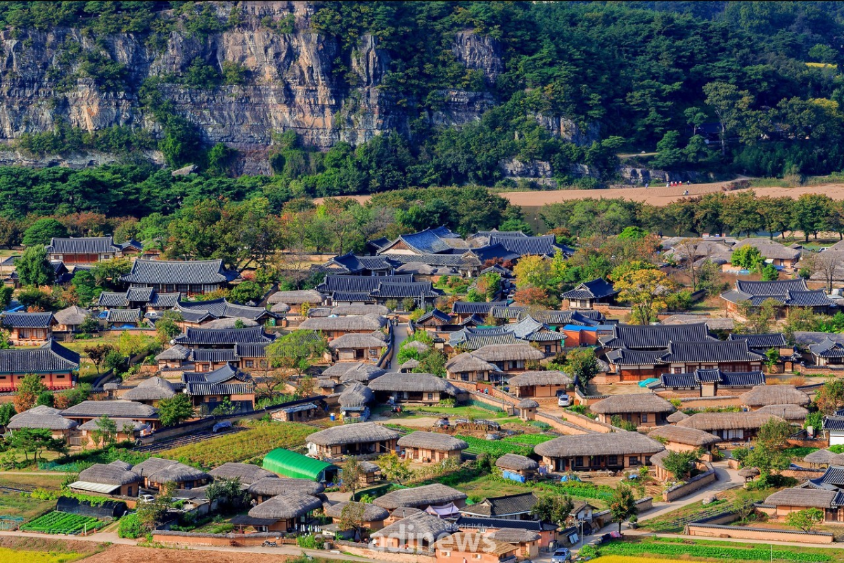 UNESCO World Heritage sites: Hahoe and Yangdong Folk Villages