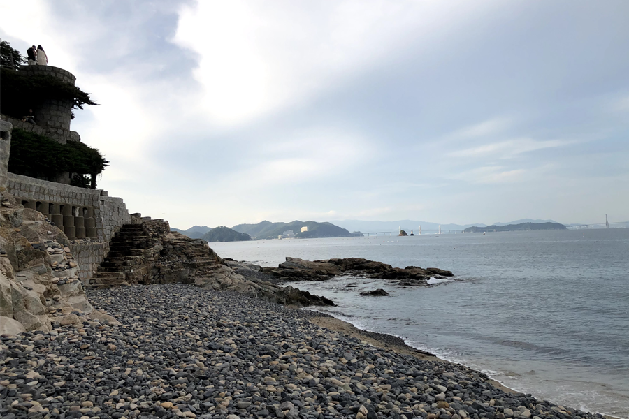 Pebble beach by Maemi Castle on Geoje Island