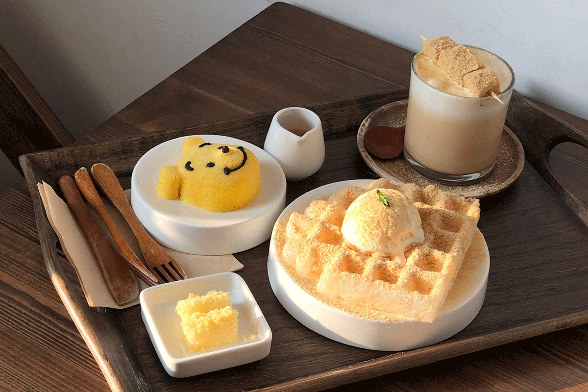 Bánh Tteok Cake - món ăn tráng miệng ngon độc lạ được biến đấu theo style Hàn Quốc 