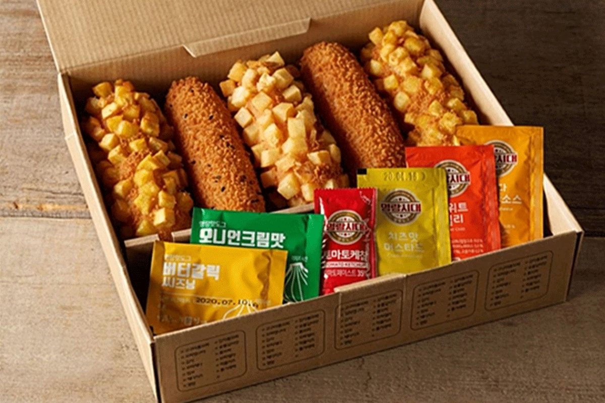 Hot dog khoai tây chiên - món ăn tráng miệng ngon độc lạ được biến đấu theo style Hàn Quốc 