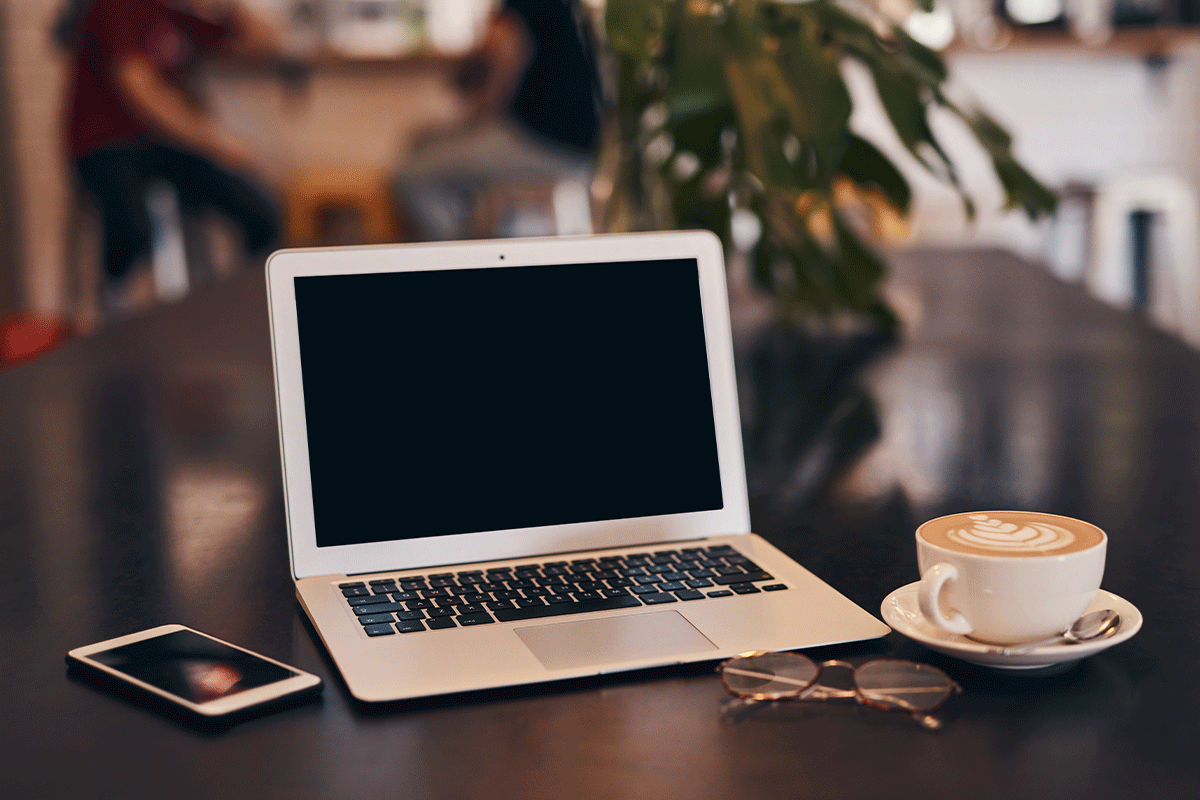 korea lost and found, computer, phone, cafe, restaurant