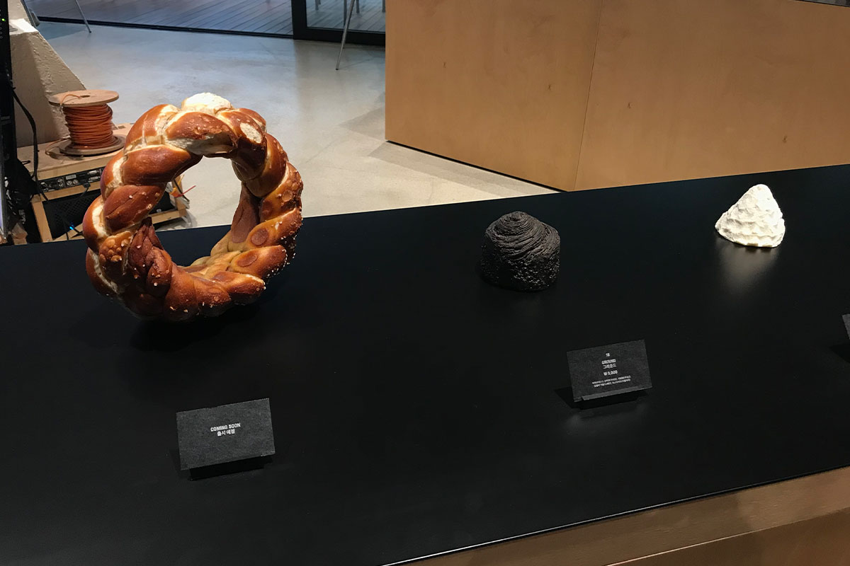 韓国、韓国カフェ、K-POP、Treasure、iKON、Nudake Dosan Cafe