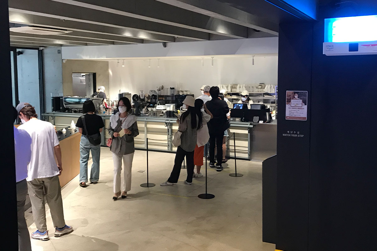 韓国、韓国カフェ、K-POP、Treasure、iKON、Nudake Dosan Cafe