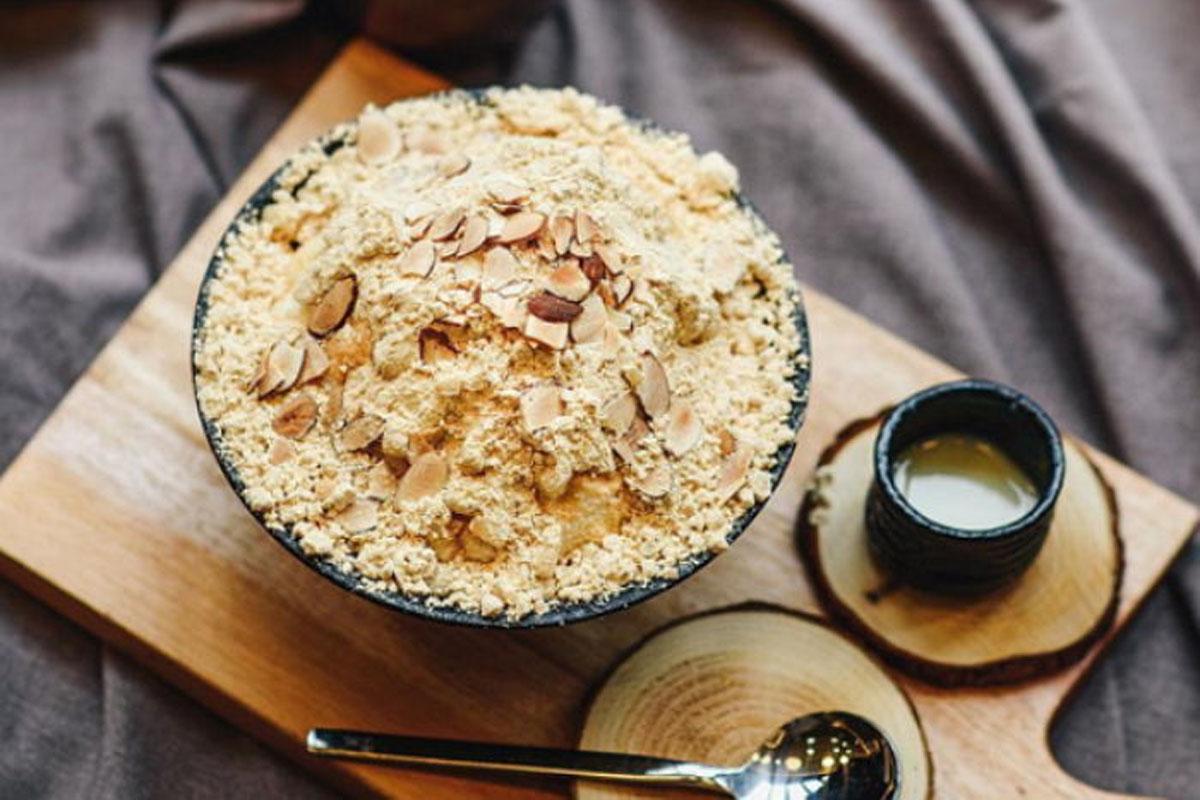 Sulbing Injeolmi Bingsu (설빙 인절미 빙수)