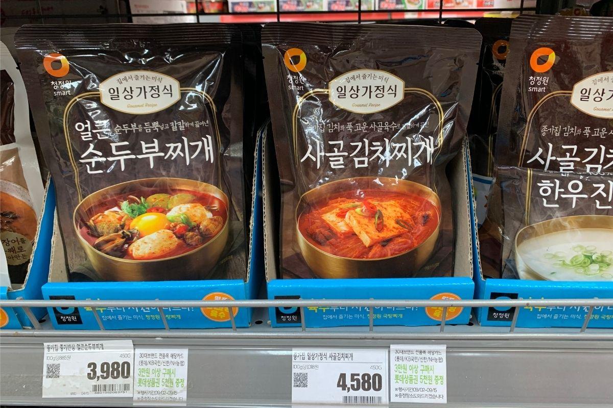 Jonggajib Kimchi Jjigae