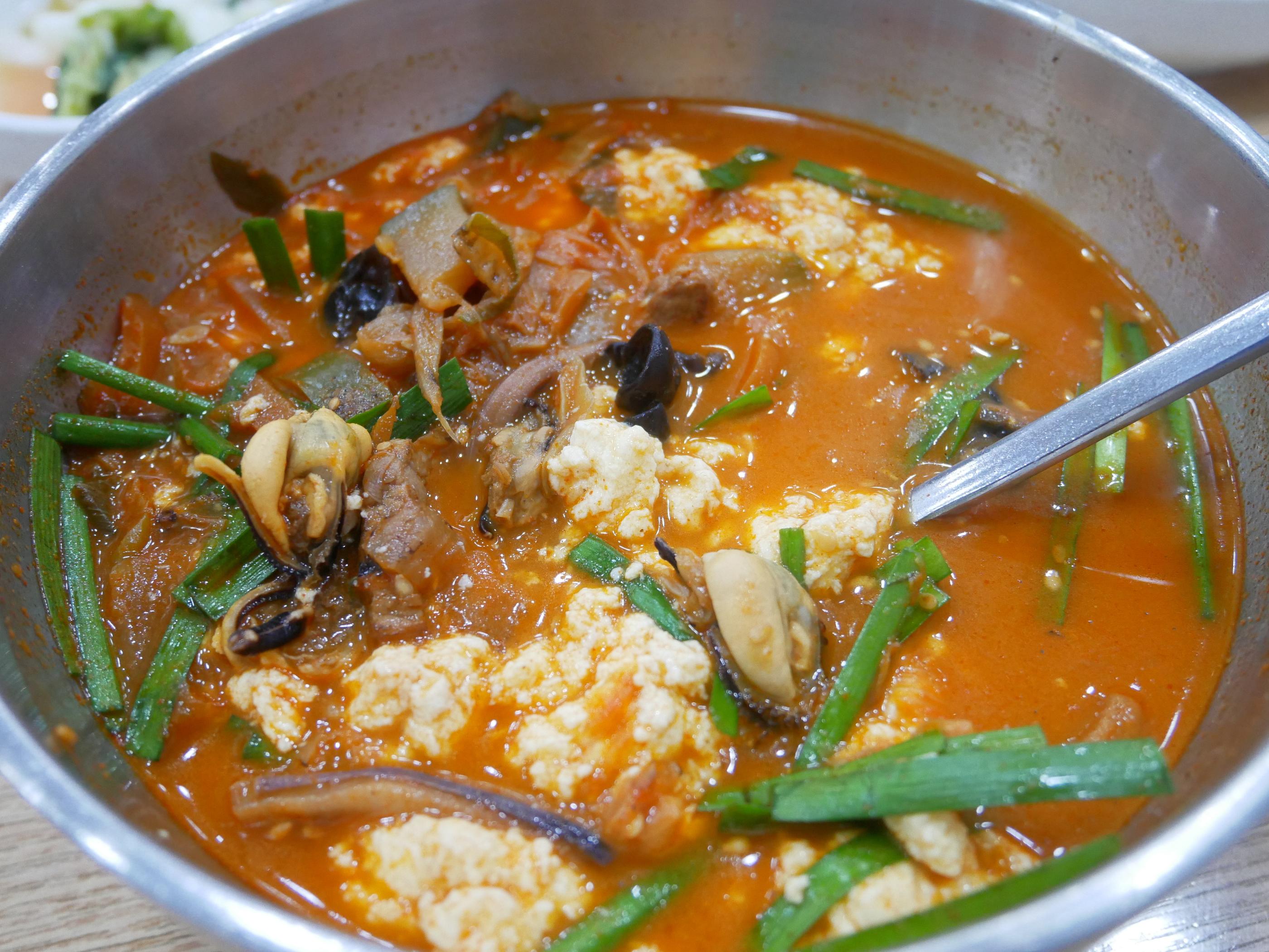 韓国、韓国旅行、韓国観光、韓国グルメ、江原道グルメ、江原道、カンウォンド、横城、フェンソン、江陵、カンルン、鉄原、チョルウォン、束草、ソクチョ、韓牛、三陟、サムチョク、平昌、ピョンチャン、東海、トンへ、マッククス、チヂミ、タッカルビ