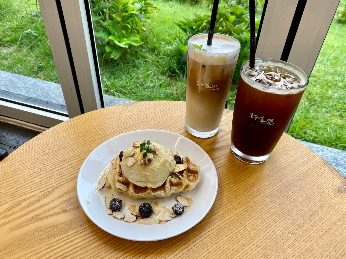 Famous Gangwondo Cafes Lake Road133