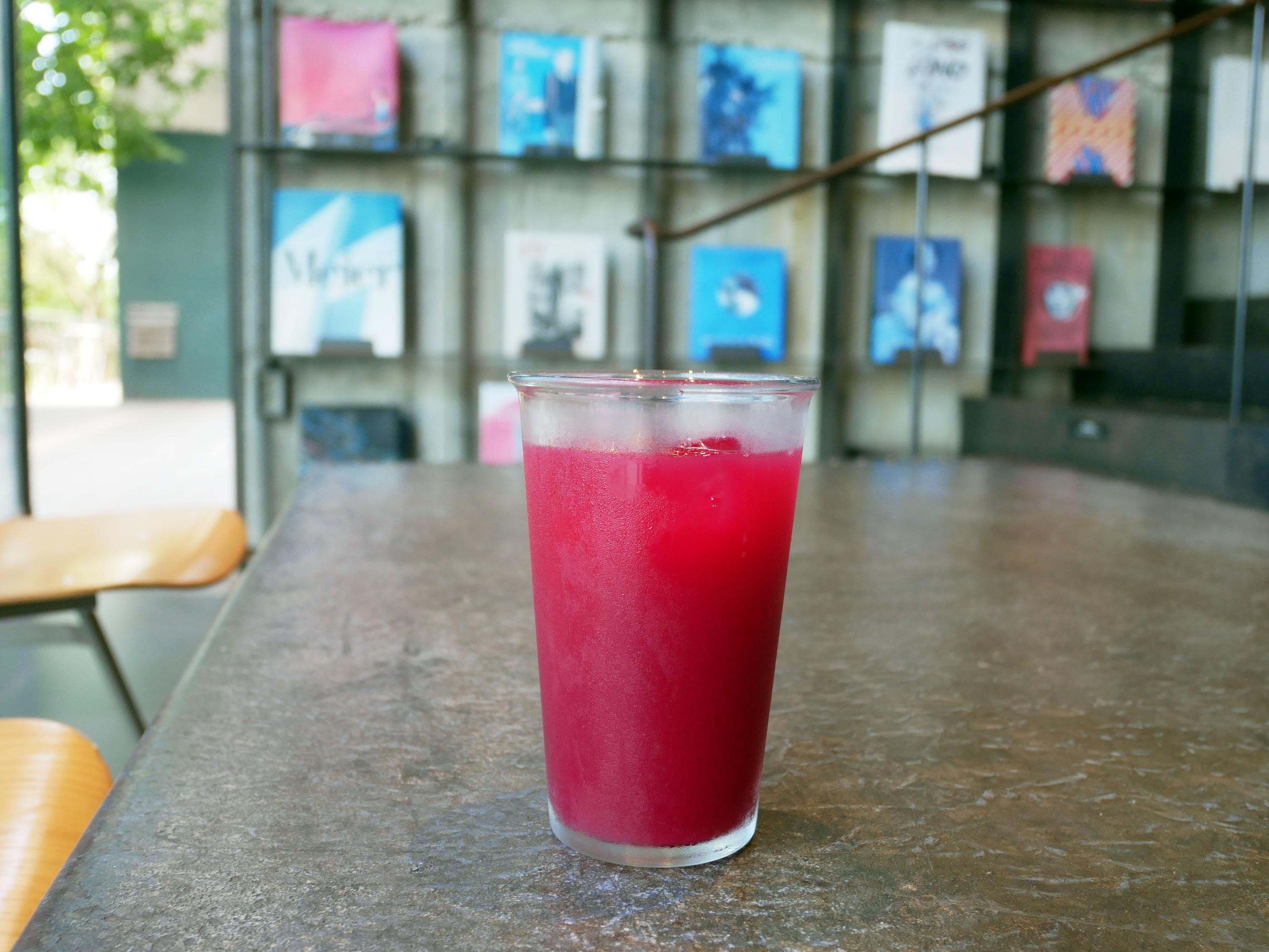 Famous Gangwondo Cafes: Terarosa Coffee Gyeongpo Lake Branch