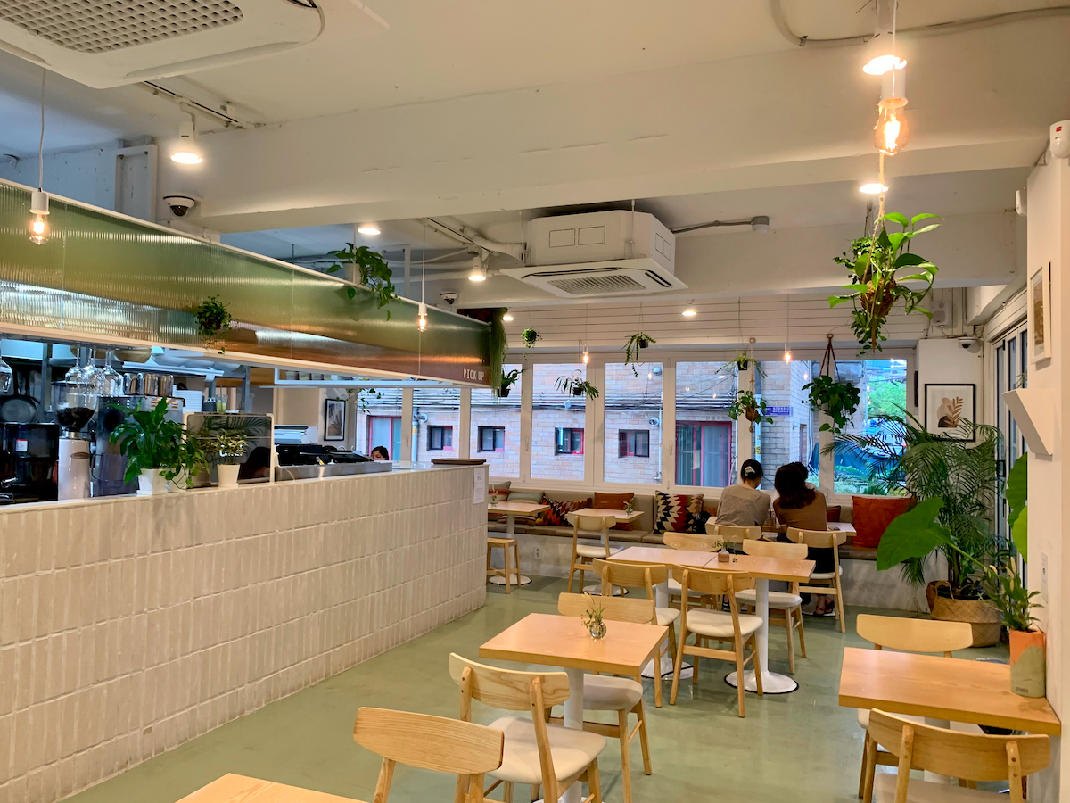 korea seoul hongdae yeonnam vegan restaurant plant interior, chairs and tables