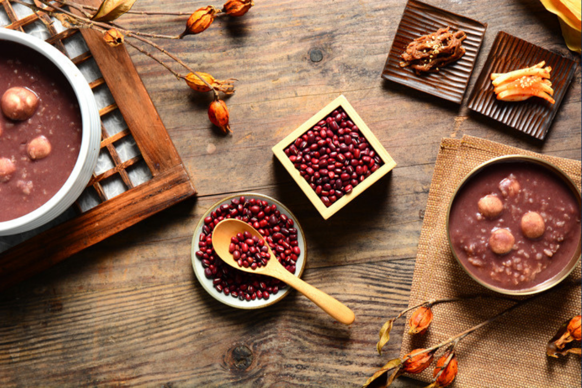 Red bean porridge for winter solstice
