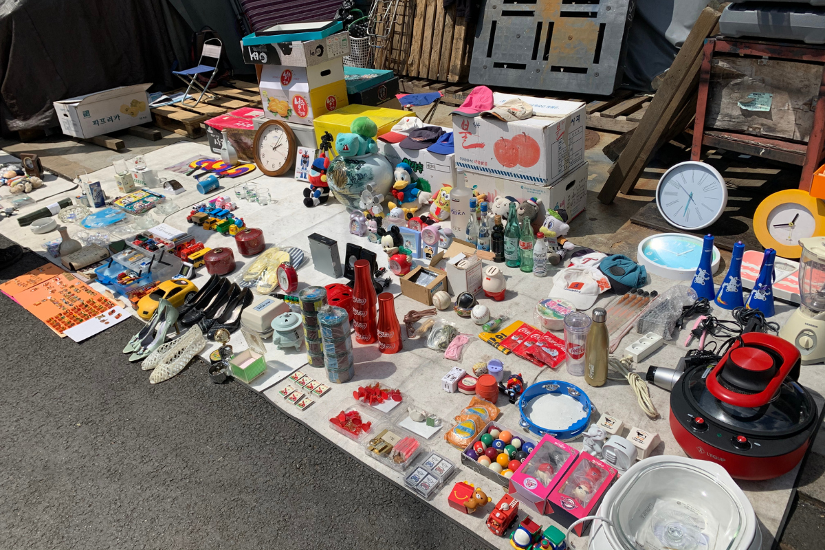 Seoul Folk Flea Market items laid out