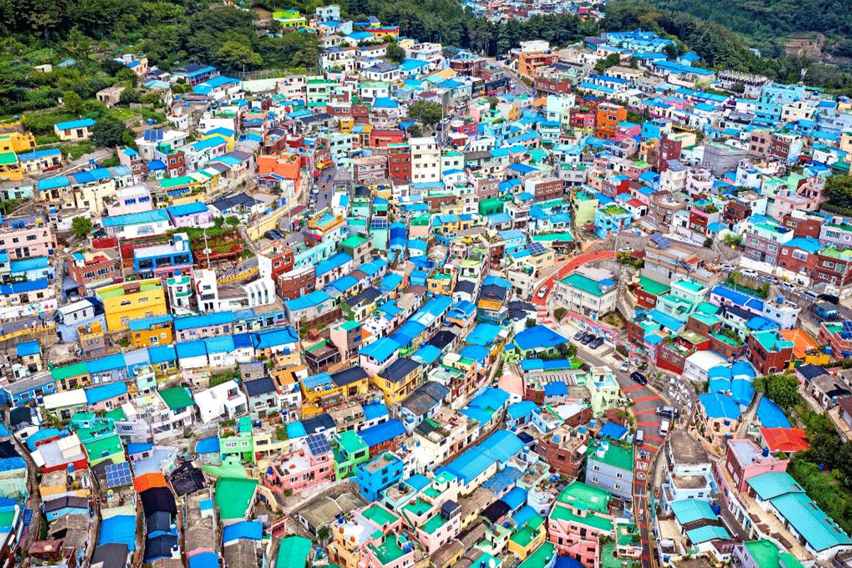 travel korea rainbow colorful photo spot, busan gamcheon culture village