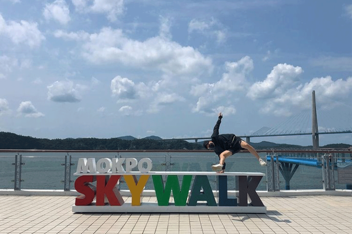 mokpo skywalk, travel korea, rainbow photo spot